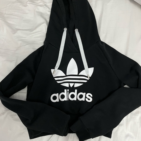 Women’s Adidas cropped sweatshirt - Picture 3 of 13